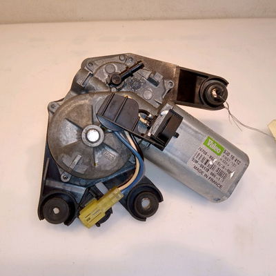 Moteur essuie-glace arrière Honda CIVIC VII Hatchback (EU, EP, EV) 1.6 i (ep2, eu8, eu6) (2001-2005)
