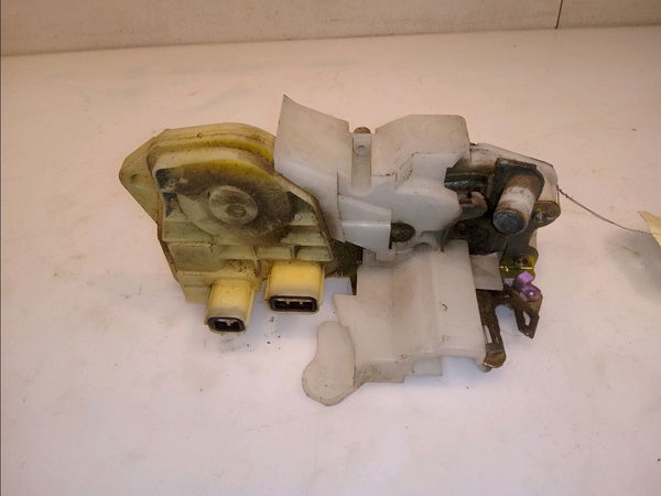 Serrure porte ard Honda CIVIC VII Hatchback (EU, EP, EV) 1.6 i (ep2, eu8, eu6) (2001-2005)