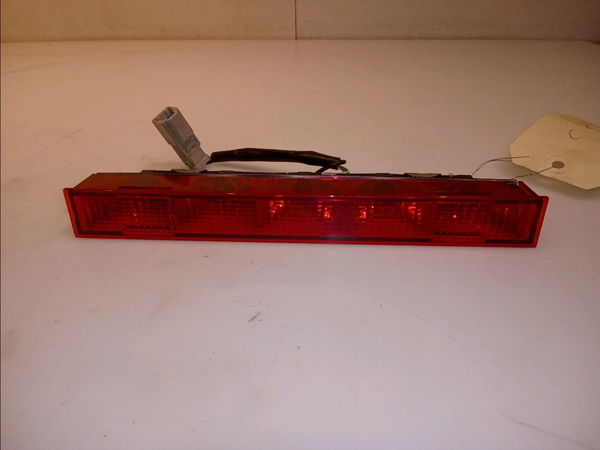 Feux stop supplementaire Honda CIVIC VII Hatchback (EU, EP, EV) 1.6 i (ep2, eu8, eu6) (2001-2005)