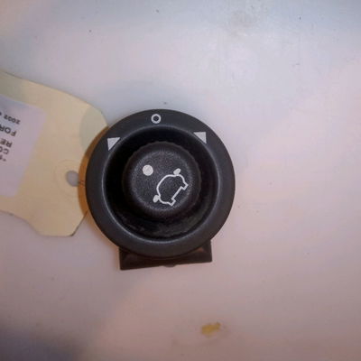Commande rétroviseurs extérieures électriques Ford FOCUS I (DAW, DBW) 1.8 16v (1998-2004)