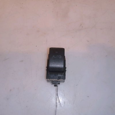 Commande lève-glace porte avant droite Toyota AVENSIS (_T25_) 2.0 d-4d (cdt250_) (2003-2008)