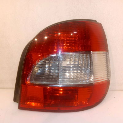 Feu arrière droit Renault SCÉNIC I Monospace (JA0-1_, FA0_) 1.9 dci rx4 (2000-2003)