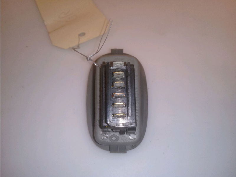 Commande leve-glace porte arrière gauche Renault SCÉNIC I Monospace (JA0-1_, FA0_) 1.9 dci rx4 (2000-2003)
