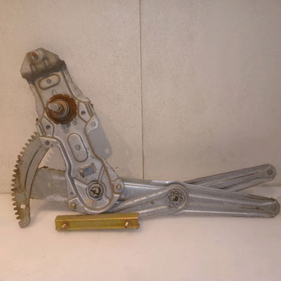 Mecanisme leve-glace arrière gauche Peugeot 205 II (20A-C) 1.7 diesel (1987-1998)