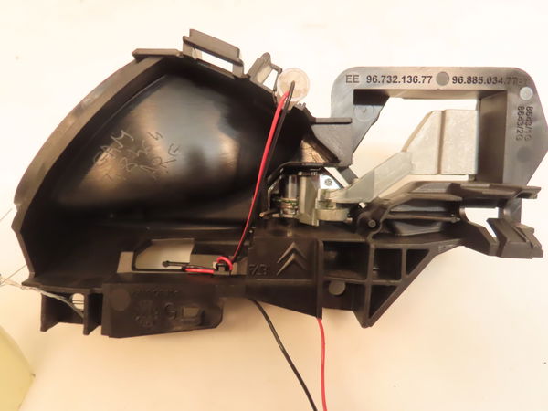Poignee int porte arg Citroën DS5 2.0 hdi 200 hybrid4 traction intégrale (2011-2015)