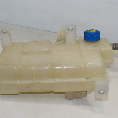 Vase expansion Iveco DAILY VI Camion plate-forme-Châssis 35s18, 35c18, 40c18, 50c18, 60c18, 65c18, 70c18 (2016)