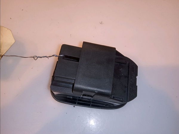 Commande lève-glace porte avant gauche Peugeot 206 3-5 portes (2A-C) 1.4 i (1998-2012) 3 portes
