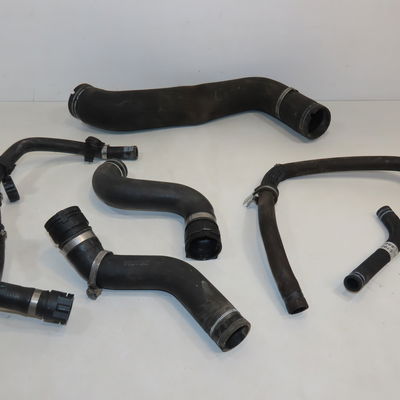 Durit superieure radiateur Iveco DAILY VI Camion plate-forme-Châssis 35s18, 35c18, 40c18, 50c18, 60c18, 65c18, 70c18 (2016)