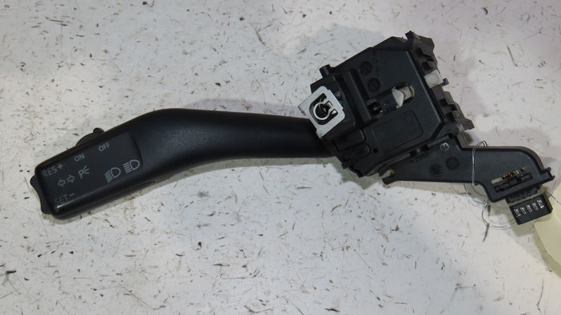 Commande clignotant Volkswagen JETTA III (1K2) 2.0 tdi 16v (2005-2010)