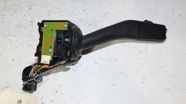 Commande clignotant Volkswagen JETTA III (1K2) 2.0 tdi 16v (2005-2010)