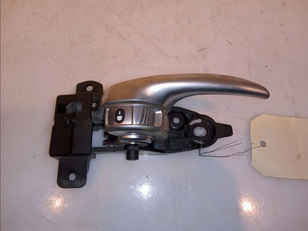 Poignee int porte avd JEEP RENEGADE Phase 1 09-2014