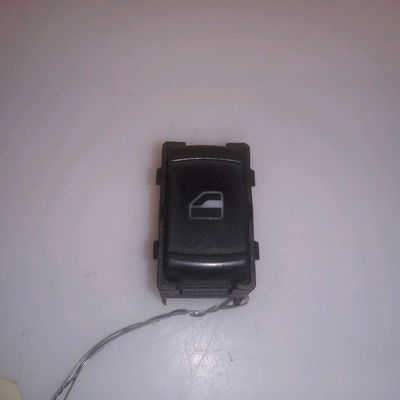 Commande leve-glace porte arrière droite Volkswagen PASSAT B5 (3B2) 1.9 tdi (1996-2000)