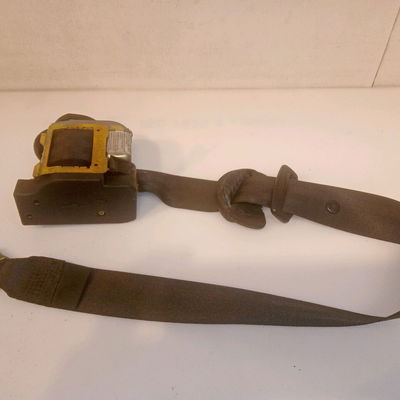 Ceinture avant droite Volkswagen PASSAT B5 (3B2) 1.9 tdi (1996-2000)