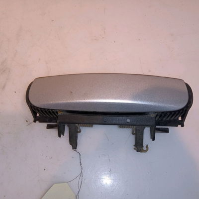 Poignee ext porte avd Audi A4 B6 Avant (8E5) 2.5 tdi quattro (2001-2004)