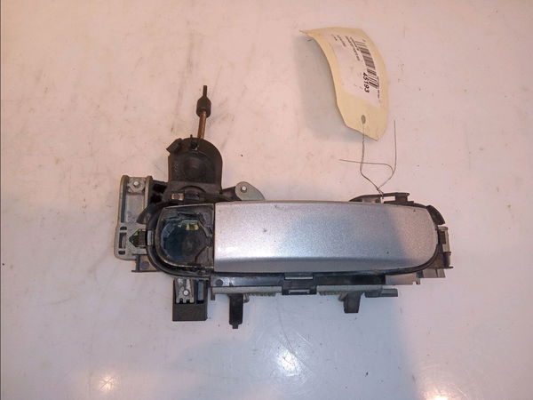 Poignee ext porte avg Audi A4 B6 Avant (8E5) 2.5 tdi quattro (2001-2004)