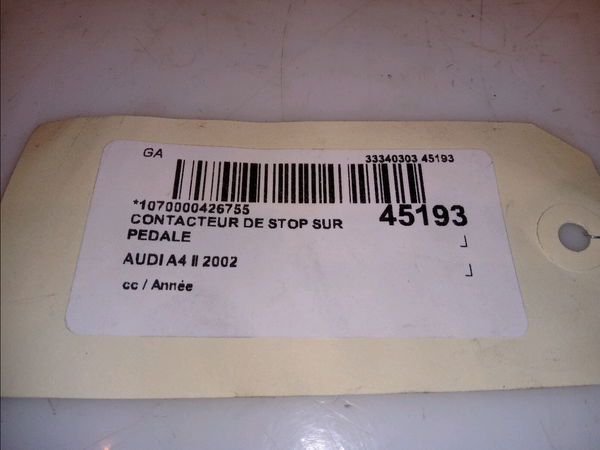 Contacteur de stop sur pedale  Audi A4 B6 Avant (8E5) 2.5 tdi quattro (2001-2004)