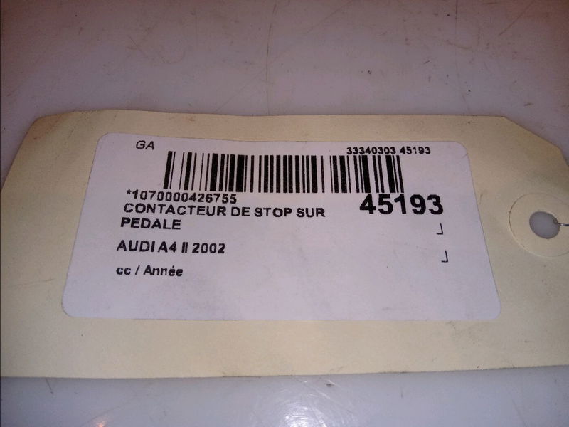 Contacteur de stop sur pedale  Audi A4 B6 Avant (8E5) 2.5 tdi quattro (2001-2004)