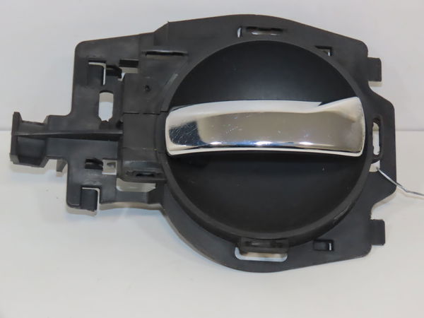 Poignee int porte avg Citroën C3 Pluriel (HB_) 1.4 hdi (2004) 2 portes
