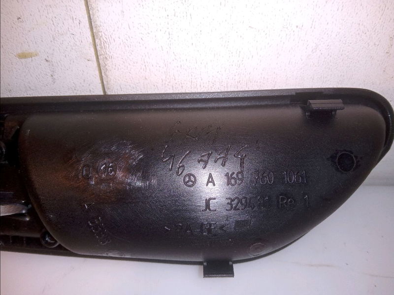 Poignee int porte ard Mercedes-benz CLASSE A (W169) A 180 cdi (169.007, 169.307) (2004-2012) 5 portes
