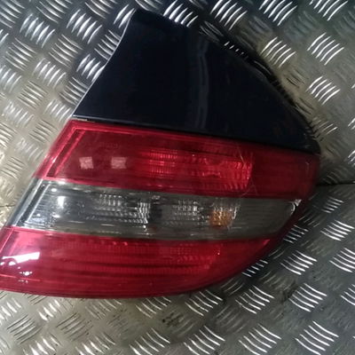Feu arrière droit Mercedes-benz CLASSE CLC (CL203) Clc 220 cdi (203.708) (2008-2011)
