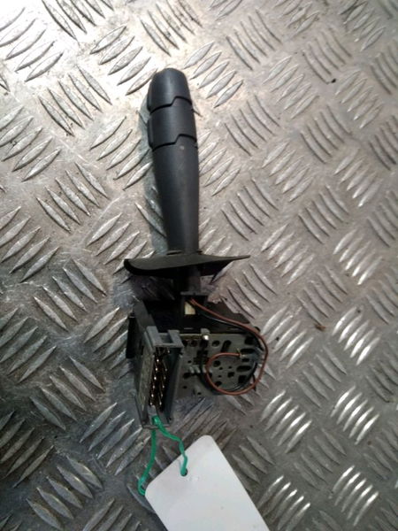 Commande clignotant Renault CLIO II (BB_, CB_) 1.4 (b-cb0c, b-cb0s) (1998-2005)