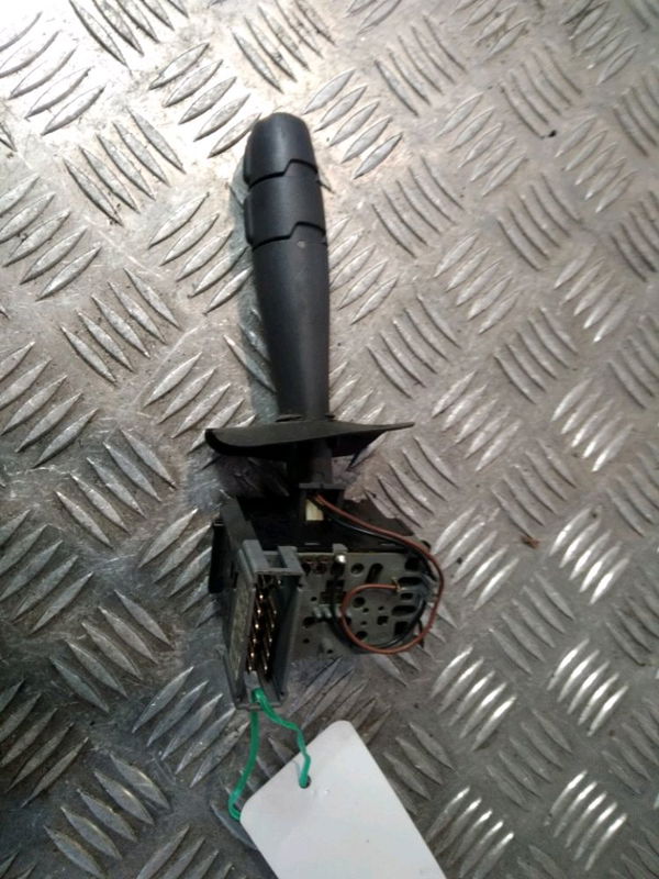 Commande clignotant Renault CLIO II (BB_, CB_) 1.4 (b-cb0c, b-cb0s) (1998-2005)