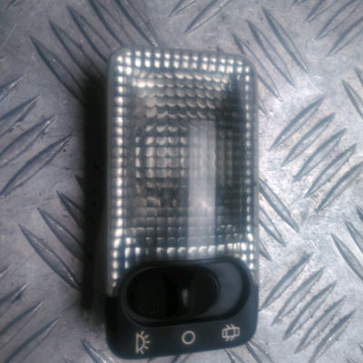 Plafonnier Peugeot 206 3-5 portes (2A-C) 1.4 i (1998-2012) 3 portes