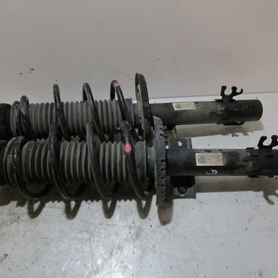 Amortisseur avant gauche Volkswagen POLO V (6R1, 6C1) 1.0 (2014)