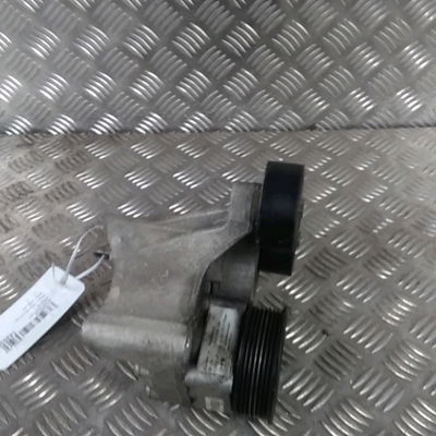 Pompe direction assistee Iveco DAILY VI Camion plate-forme-Châssis 33s13, 35s13, 35c13 (2014)