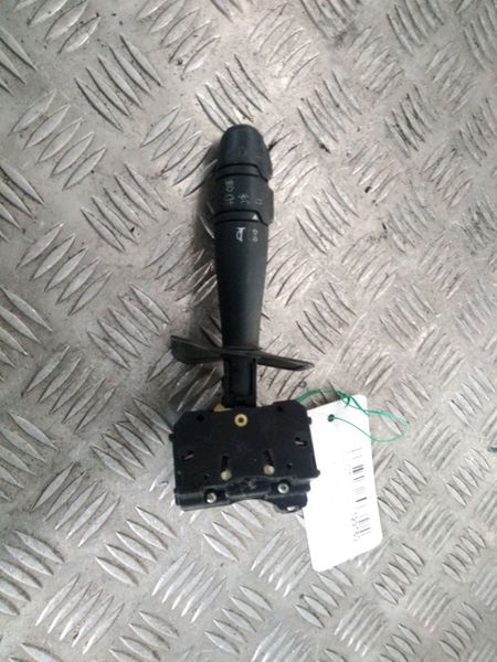 Commande clignotant Renault MEGANE I (BA0-1_) 1.9 dti (ba08, ba0n) (1997-2001)