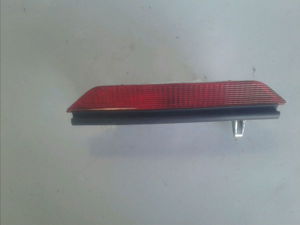 Feux stop supplementaire Daihatsu TREVIS 1.0 (2006)