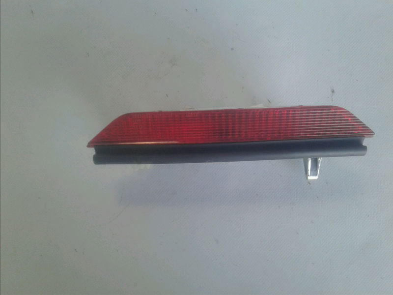 Feux stop supplementaire Daihatsu TREVIS 1.0 (2006)