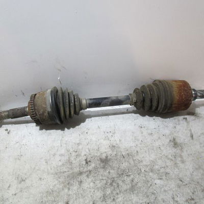 Transmission avant gauche Nissan ALMERA TINO (V10) 2.2 dci (2000-2006)