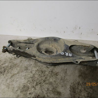 Triangle inf arg Mercedes-benz CLASSE C T-Model (S204) C 220 cdi (204.208) (2007-2008)