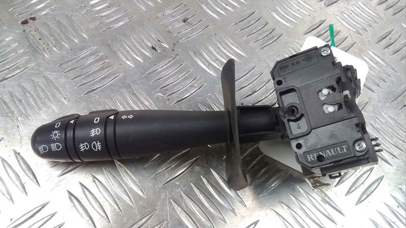Commande clignotant RENAULT CLIO 2