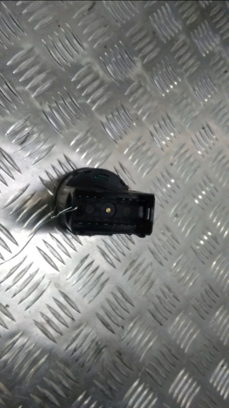 Commande eclairage Audi A4 B6 Décapotable (8H7) 2.5 tdi (2002-2005)