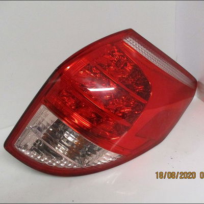 Feu arrière droit Toyota RAV 4 III (_A3_) 2.2 d 4wd (ala30_) (2006-2012)