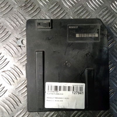 Platine fusible av Renault MEGANE II (BM0-1_, CM0-1_) 1.9 dci (2005-2009)