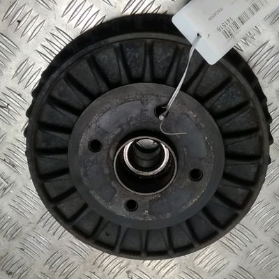 Tambour arrière gauche Renault CAPTUR I (J5_, H5_) 1.2 tce 120 (2013)