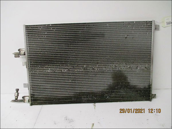 Condenseur clim Renault SCÉNIC II (JM0-1_) 2.0 dci (jm1k) (2005-2008)