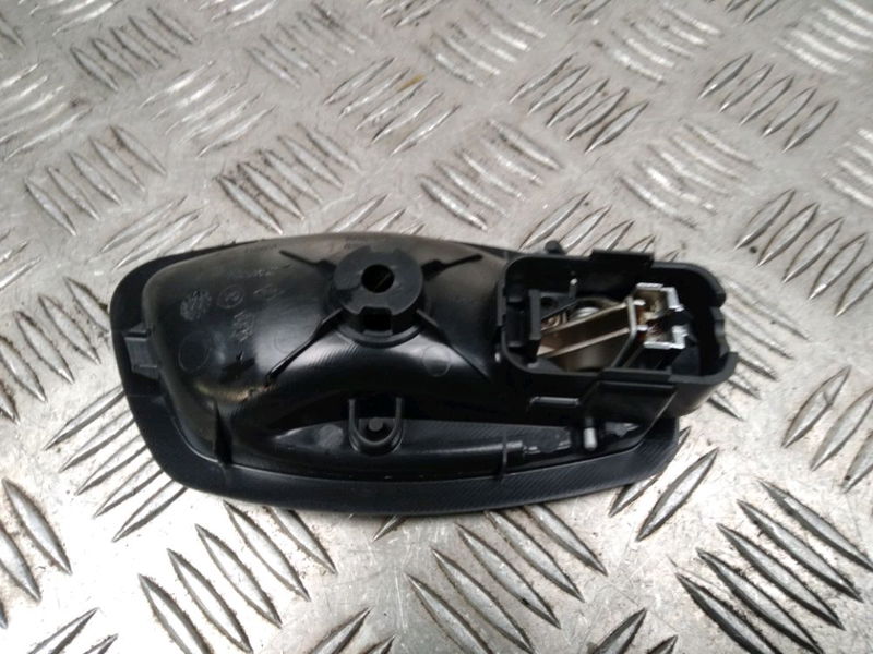 Poignee int porte arg Renault SCÉNIC III (JZ0-1_) 1.5 dci (2009) 5 portes