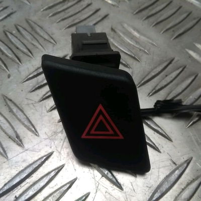 Bouton de warning Toyota YARIS (_P9_) 1.4 d-4d (nlp90_) (2005-2012)
