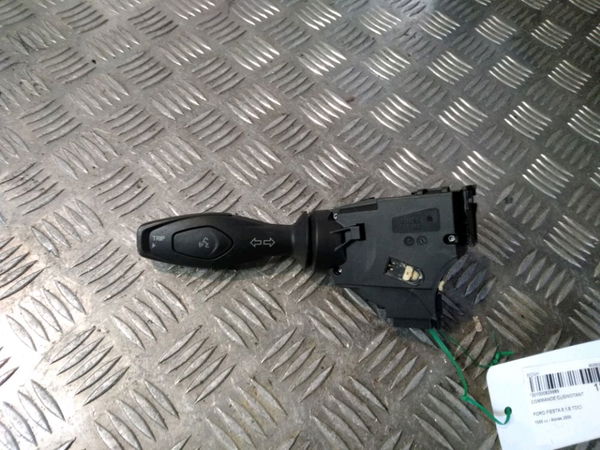 Commande clignotant Ford FIESTA VI (CB1, CCN) 1.6 tdci (2008-2012)