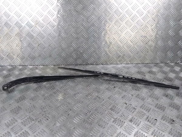 Bras essuie-glace avant gauche Citroën C4 AIRCROSS 1.8 hdi 150 awc (2012)