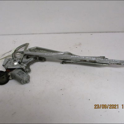 Mecanisme  moteur lève-glace avant droit Toyota YARIS (_P1_) 1.4 d-4d (nlp10_) (2001-2005)