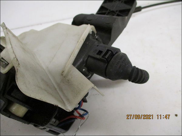 Serrure porte avd Volkswagen PASSAT B5.5 Variant (3B6) 1.9 tdi (2000-2005) 5 portes