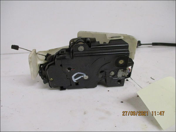Serrure porte avd Volkswagen PASSAT B5.5 Variant (3B6) 1.9 tdi (2000-2005) 5 portes