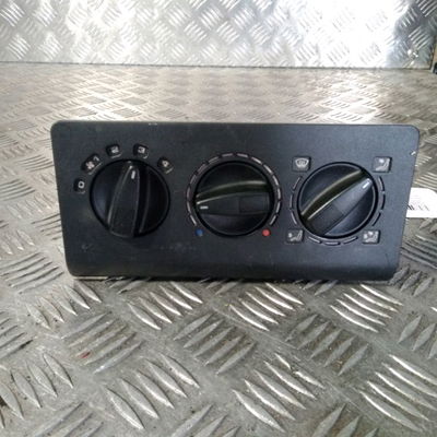 Commande de chauffage Seat IBIZA II (6K1) 1.4 i (1993-2002)