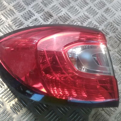 Feu arrière gauche Renault CAPTUR I (J5_, H5_) 1.5 dci 90 (2013) 5 portes