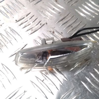 Clignotant gauche Peugeot 207 SW (WK_) 1.6 hdi (2007-2012) 5 portes
